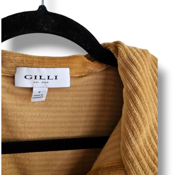 GILLI Velvet Velour Ribbed Mustard Yellow Collared Button Down Top Size Small - Picture 3 of 5